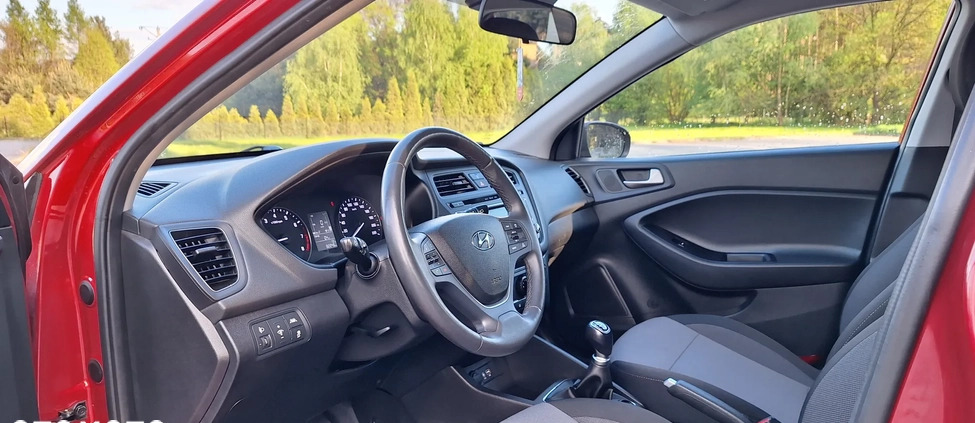 Hyundai i20 cena 45900 przebieg: 82000, rok produkcji 2018 z Gołdap małe 79